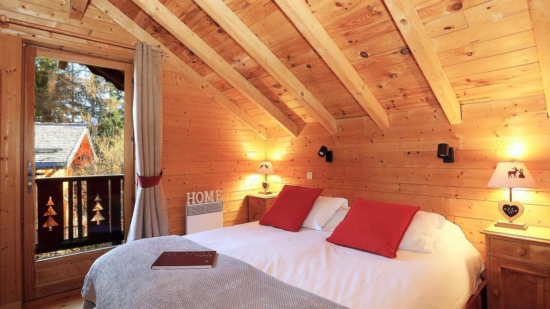 Chalet De Luxe 8 Chambres Avec Sauna Et Parking A Courchevel La Tania - Fr-1-575-232 France